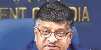 ट्विटर मामले पर सरकार का जवाब – हमने मौके दिए, नहीं मानी गाइडलाइन, अब वे कानूनी संरक्षण के हकदार नहीं रविशंकर प्रसाद