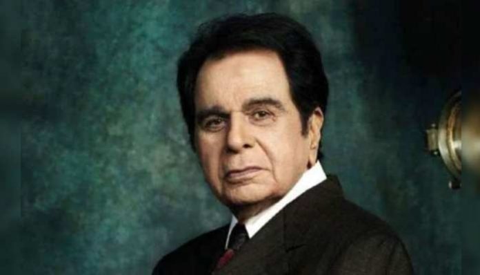 दिलीप कुमार dilip kumar admitted in hospital