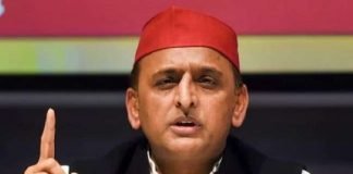 गोरखपुर मर्डर केस – अखिलेश का पीड़ित परिवार को 20 लाख की मदद का ऐलान, सिटिंग जज से निगरानी की मांग अखिलेश यादव