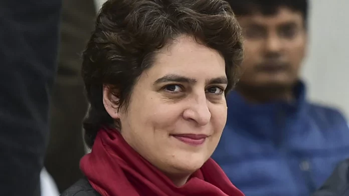 प्रियंका गांधी प्रियंका कहीं से नहीं लड़ेंगी चुनाव, पूरे यूपी में सिर्फ प्रचार पर रहेगा जोर